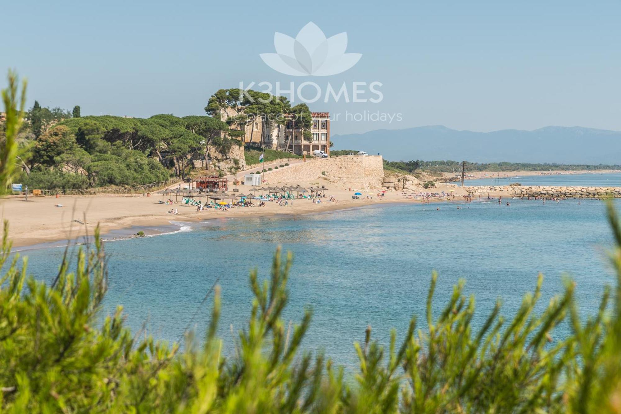 Holiday Home Florence アンプリアス エクステリア 写真